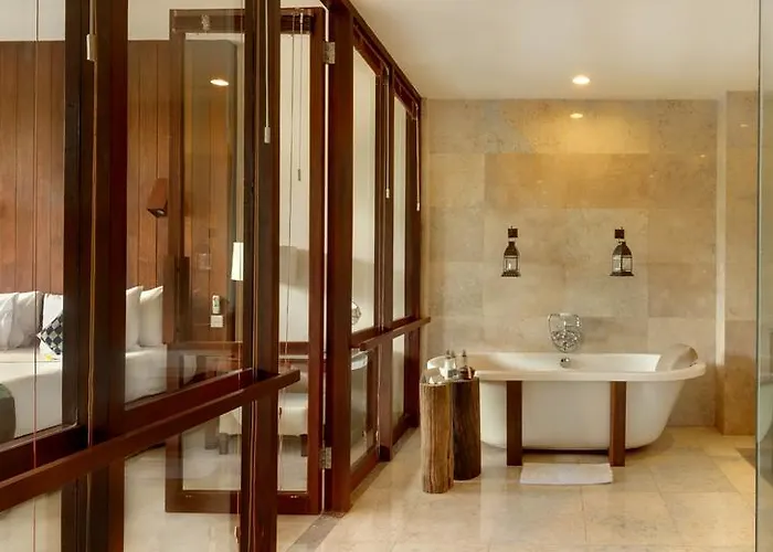 Resort Komaneka At Bisma 5*